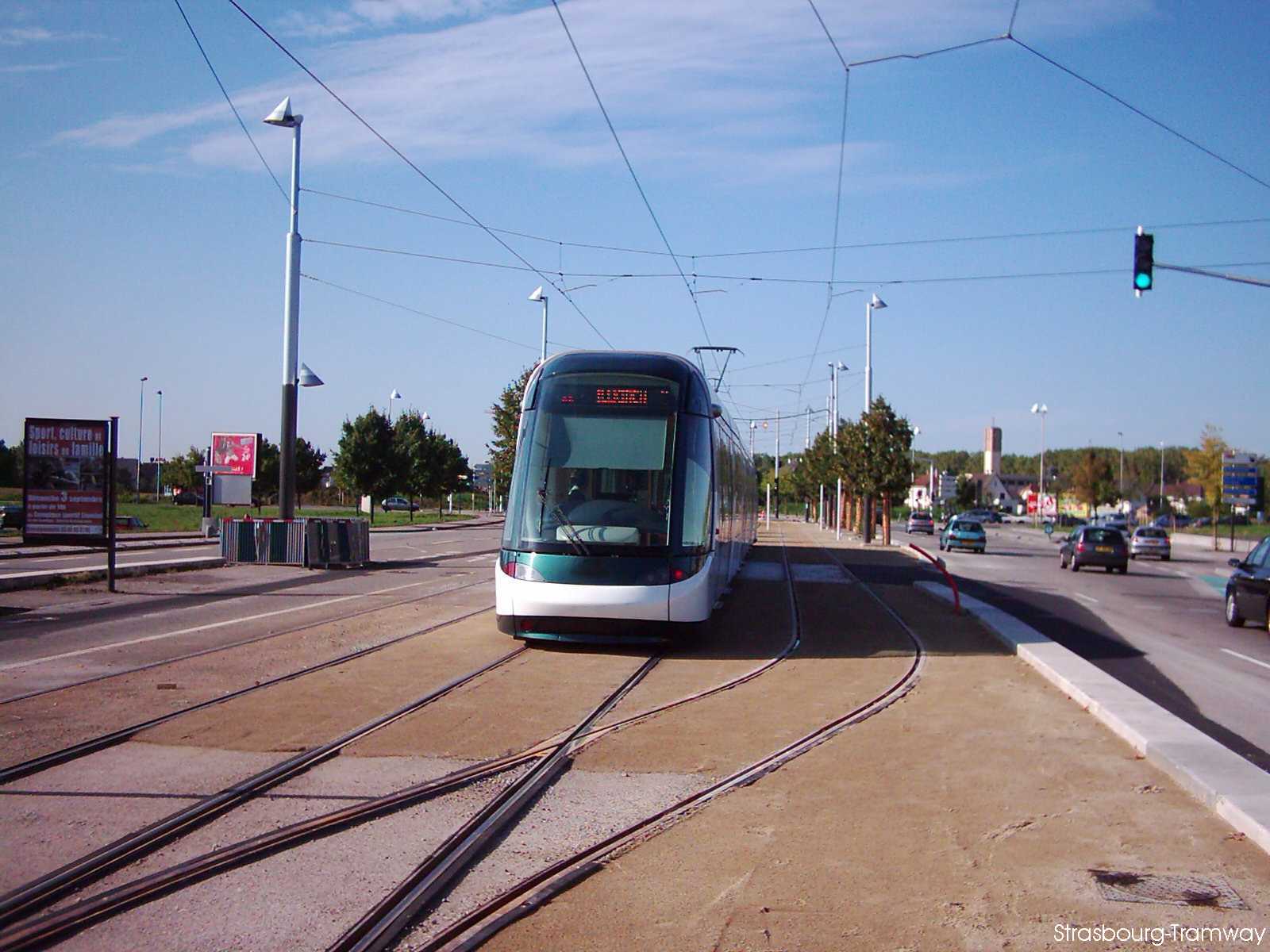 Une rame Citadis en direction d'Illkirch Lixenbuhl.