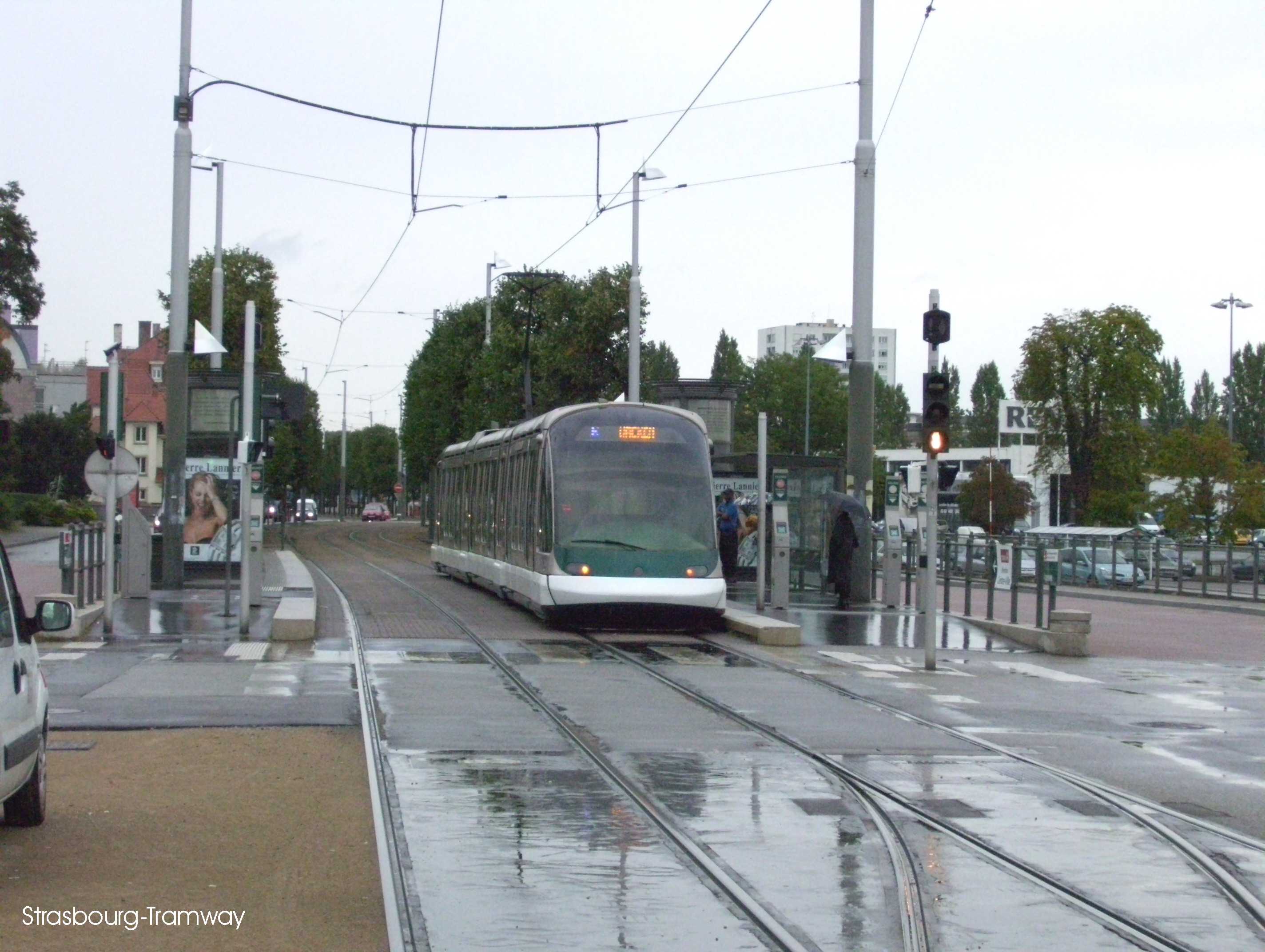 L'Eurotram � destination du Wacken � la station 