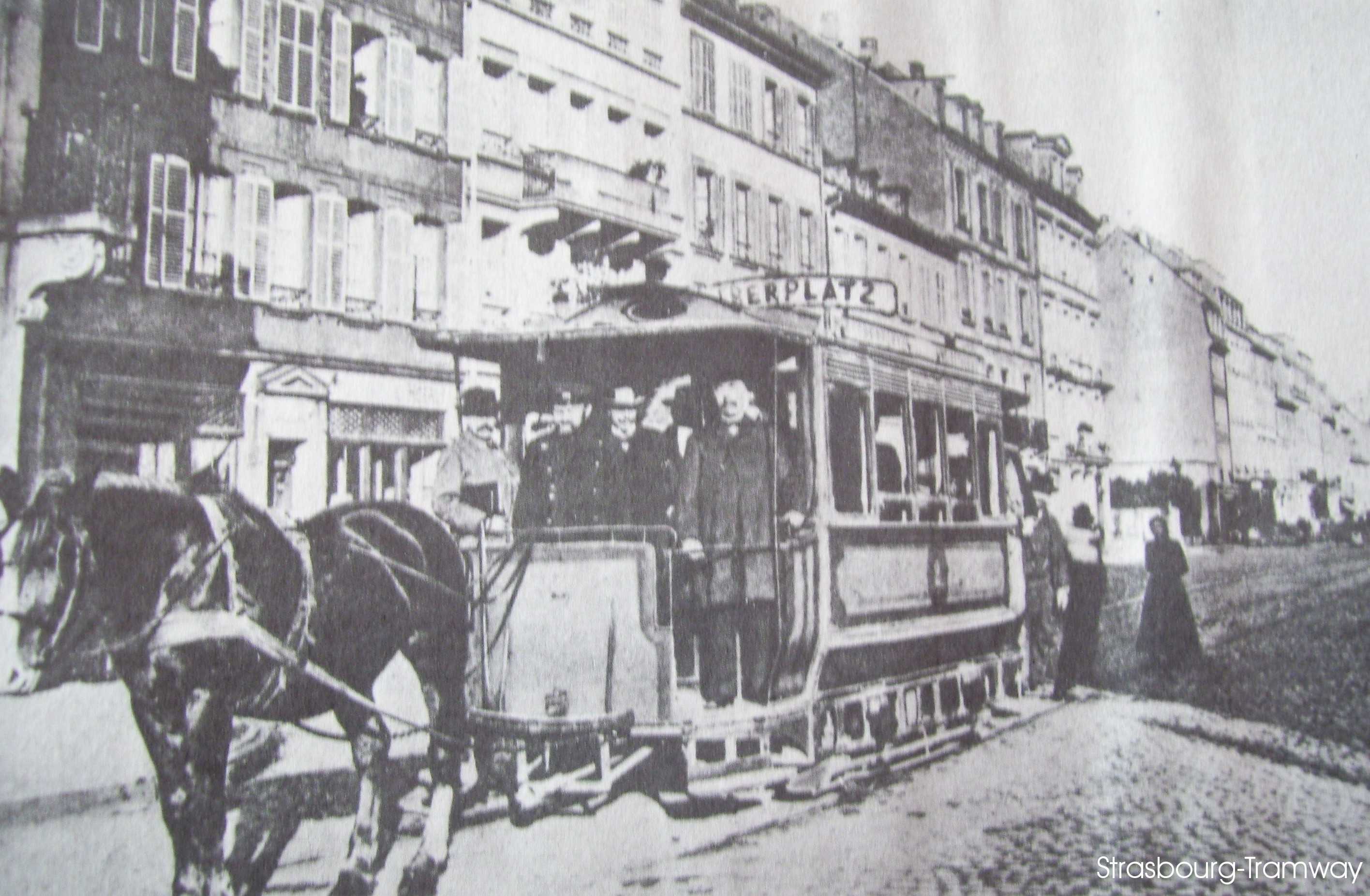 Tramway hippomobile Rue du Faubourg National, ligne Place Kléber-Koenigshoffen.