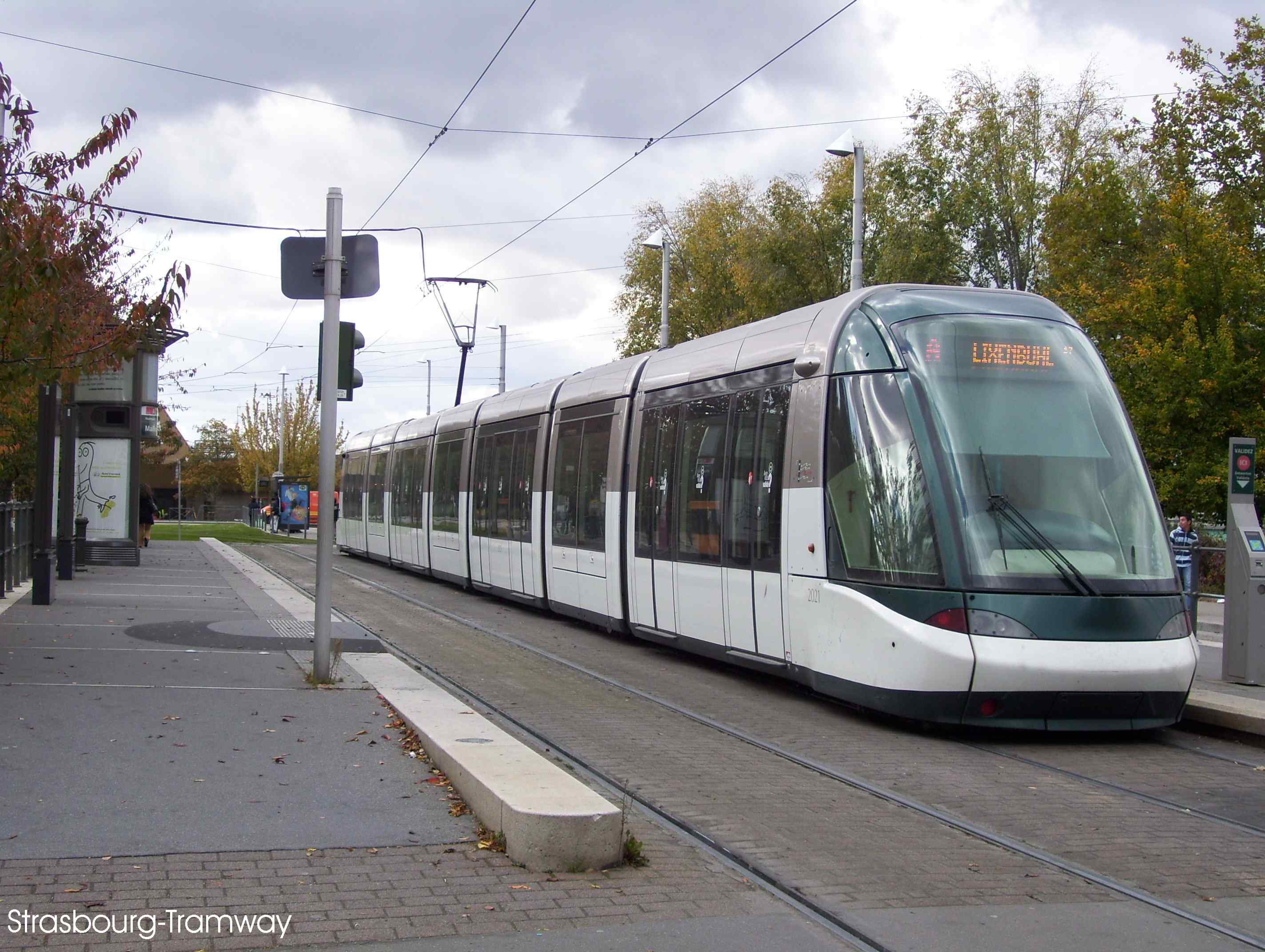 La rame 2021, en instance de d�part.